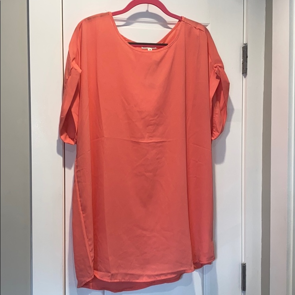 NWT Coral Boutique Top